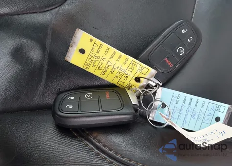 2016 Jeep Cherokee Limited z USA, uszkodzony, nr VIN 1C4PJMDS0GW240784